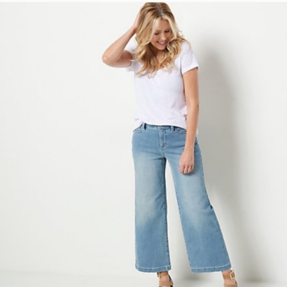 Nydj Teresa wide leg ankle jeans clean Brooke’s wash